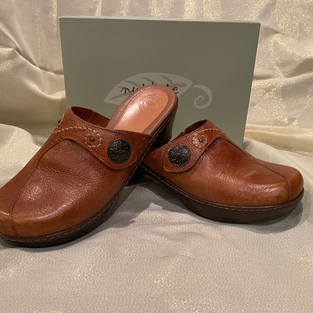 Nature Clog size 9